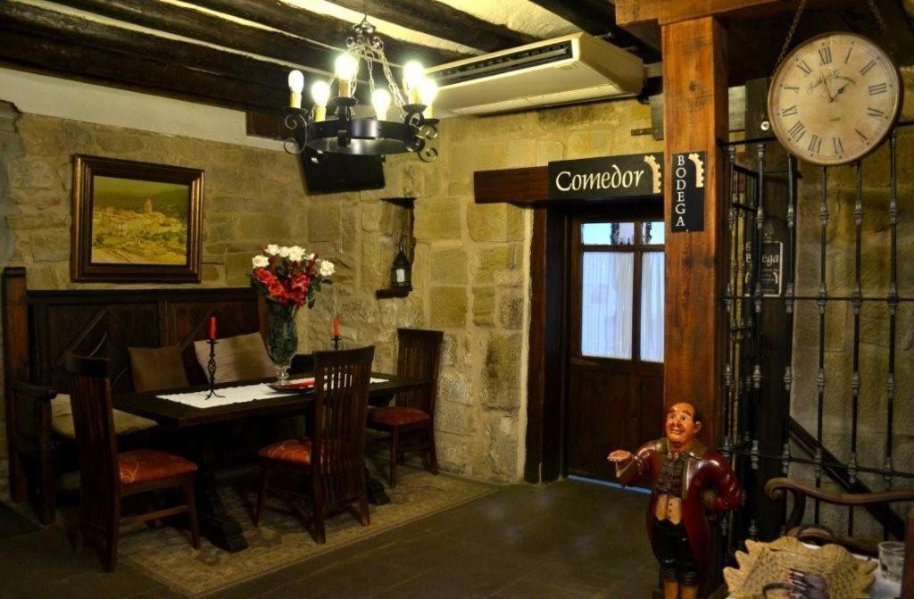 Pensión Abadia De *